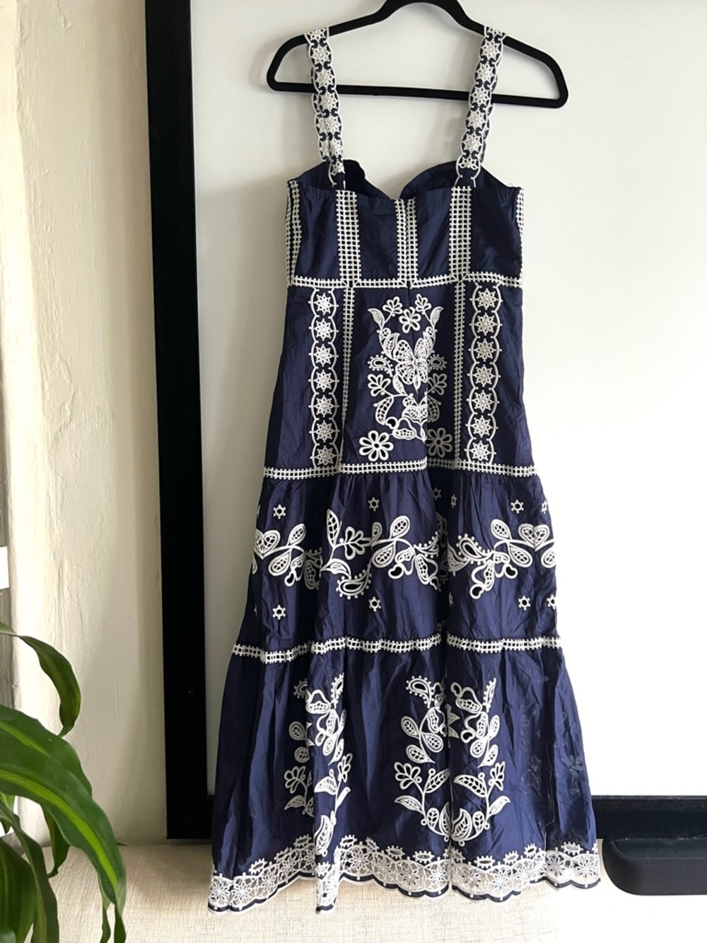 FARM Rio Blue Richelieu Embroidered Midi Dress Size Medium NWT - Picture 7 of 16